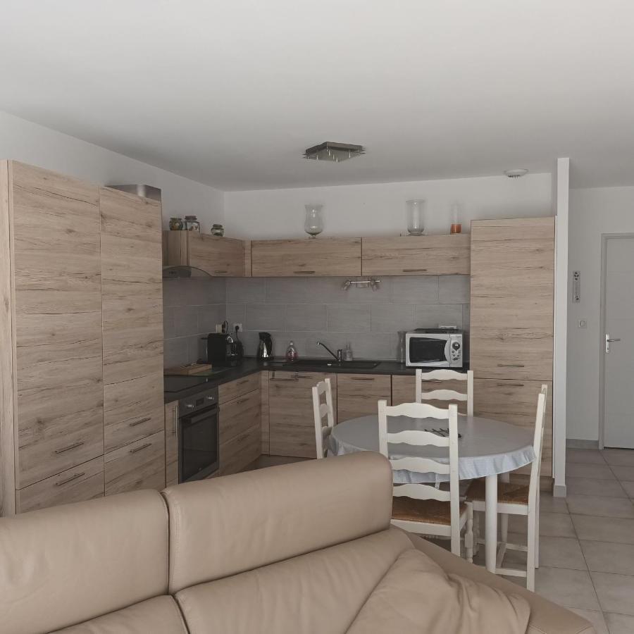 Villa Paisible P2 Pour 4 Voyageurs Saint-Gilles  Esterno foto