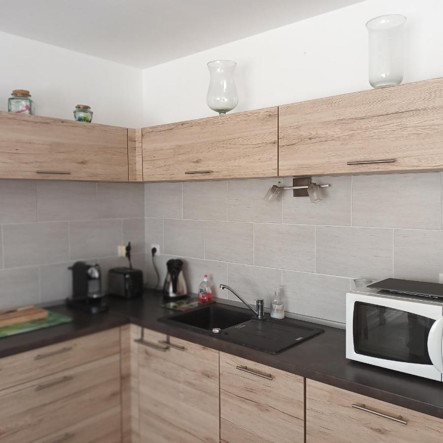 Villa Paisible P2 Pour 4 Voyageurs Saint-Gilles  Esterno foto